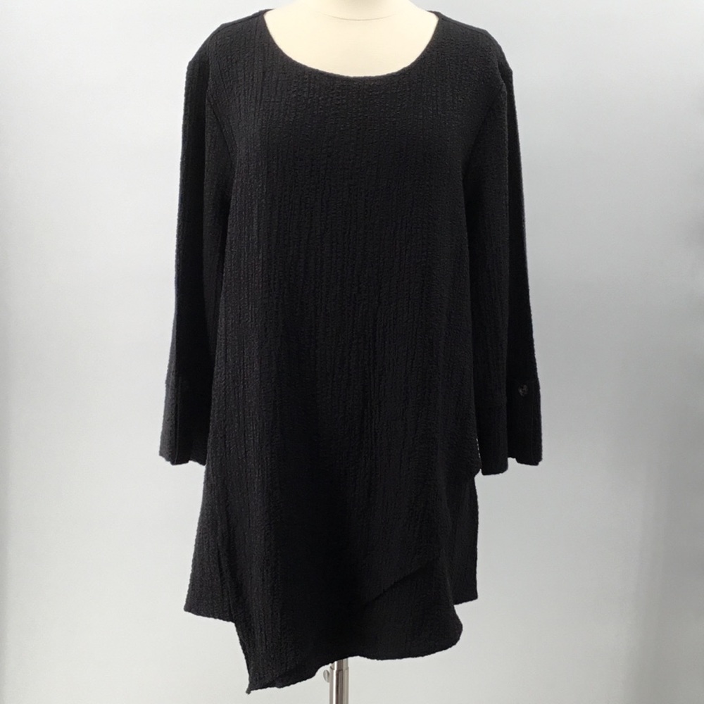 NWT Toofan Black Textured Tunic Top